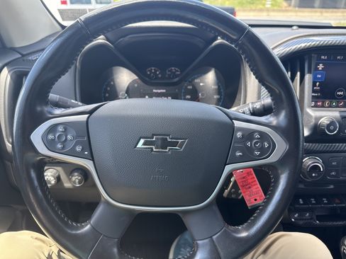 Used 2022 Chevrolet Colorado ZR2 w/ ZR2 Dusk Special Edition AWD/4WD image 18