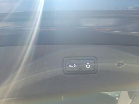 Used 2022 Genesis GV80 3.5T Advanced + AWD/4WD image 10