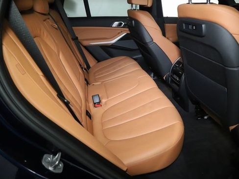 Used 2022 BMW X5 M50i w/ Climate Comfort Package image 35