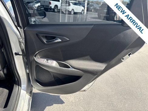 Used 2022 Chevrolet Malibu LT FWD image 12