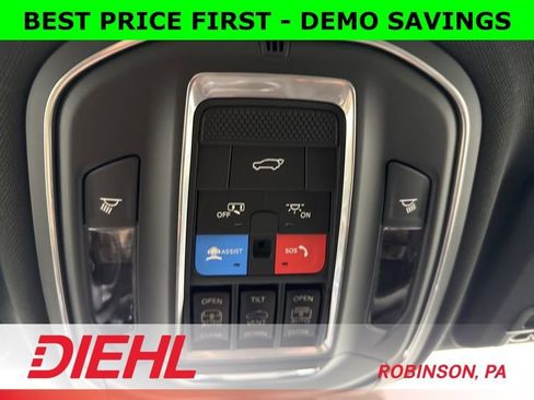 New 2026 Jeep Grand Cherokee Limited AWD/4WD image 35