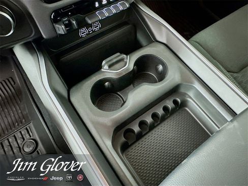 New 2026 RAM 1500 4x4 Crew Cab image 36