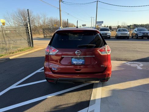 Used 2016 Nissan Rogue SV FWD image 5