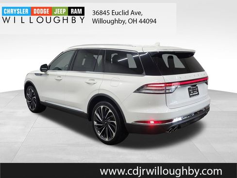 Used 2021 Lincoln Aviator Reserve w/ Equipment Group 202A AWD/4WD image 6
