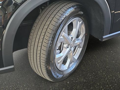 Certified 2025 Honda HR-V LX image 30