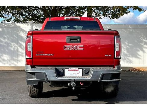 Used 2015 GMC Canyon SLE AWD/4WD image 6