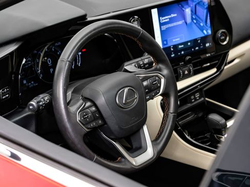 Used 2024 Lexus NX 250 FWD image 20