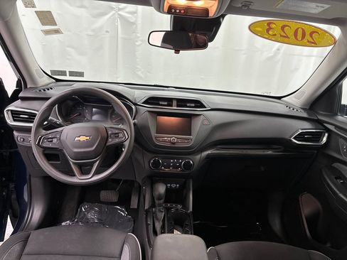 Used 2023 Chevrolet TrailBlazer LT image 12