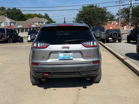 Used 2019 Jeep Cherokee Trailhawk w/ Cold Weather Group AWD/4WD image 7