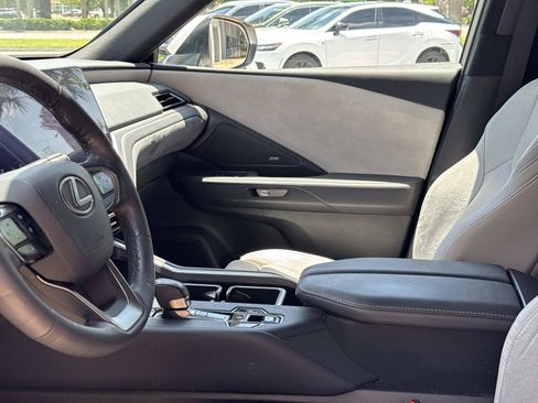 Used 2024 Lexus TX 350 FWD w/ Technology Package image 14