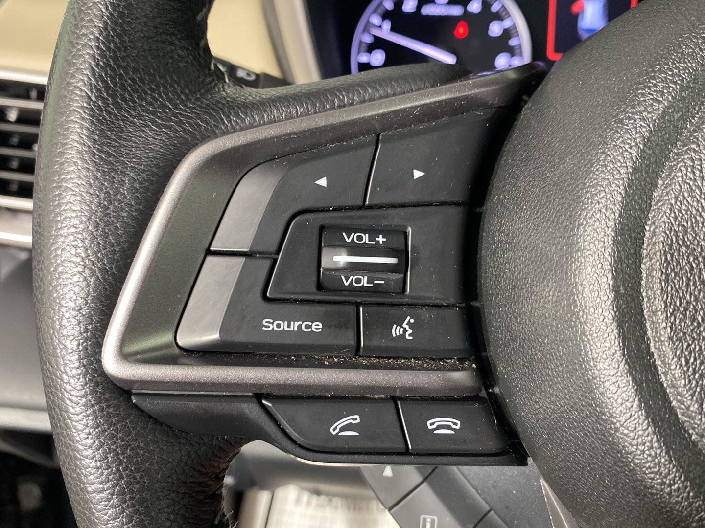 Used 2022 Subaru Outback Limited AWD/4WD image 21