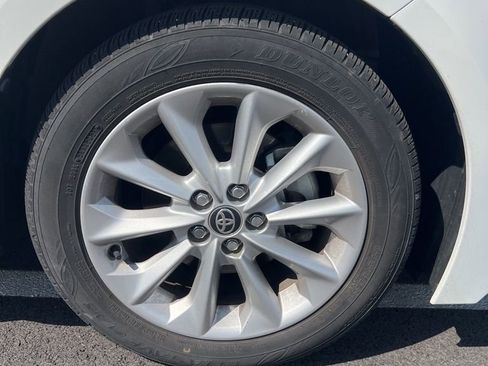 Used 2022 Toyota Corolla LE w/ LE Premium Package image 14