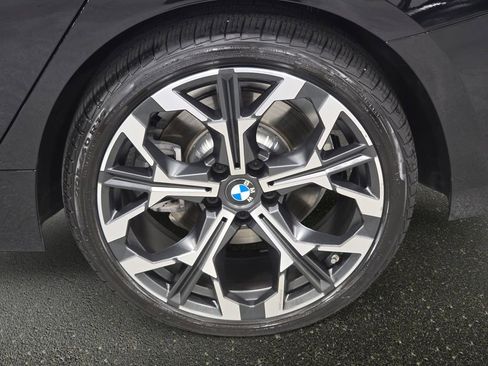 Used 2026 BMW 330i Sedan w/ Convenience Package RWD image 30