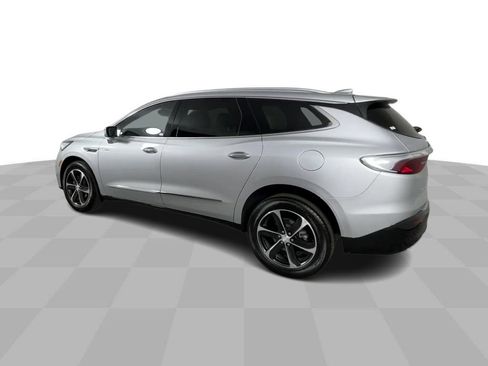 Used 2022 Buick Enclave Essence w/ Sport Touring Edition image 5