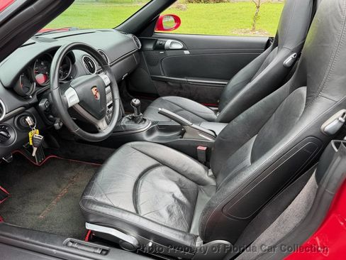 Used 2005 Porsche Boxster RWD image 7