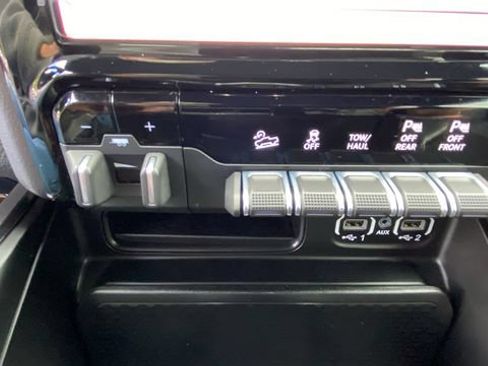 Used 2023 RAM 2500 Power Wagon w/ Level 1 Equipment Group AWD/4WD image 29