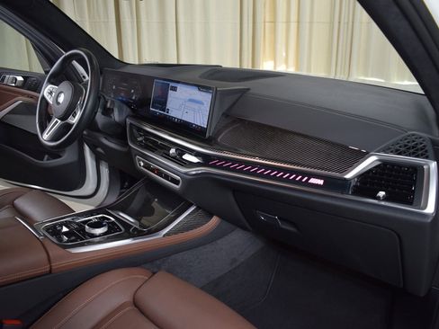 Used 2026 BMW X7 M60i image 26