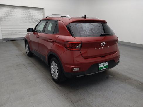 Used 2020 Hyundai Venue SEL FWD image 5