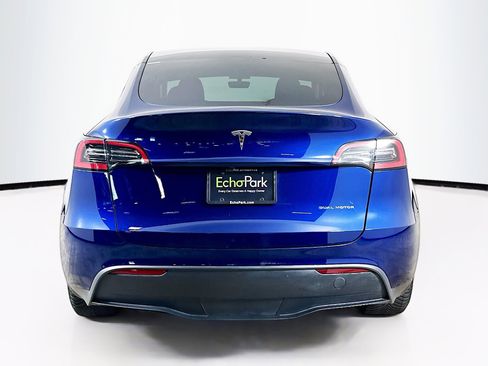 Used 2023 Tesla Model Y Long Range AWD/4WD image 7