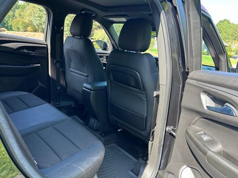 Used 2021 Chevrolet TrailBlazer RS w/ Sun and Liftgate Package FWD image 46