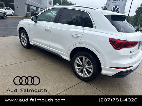 Used 2022 Audi Q3 2.0T Premium w/ Convenience Package AWD/4WD image 11