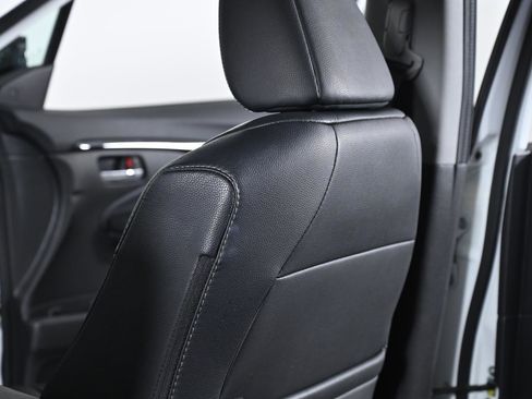 Used 2020 Honda Pilot Touring image 32