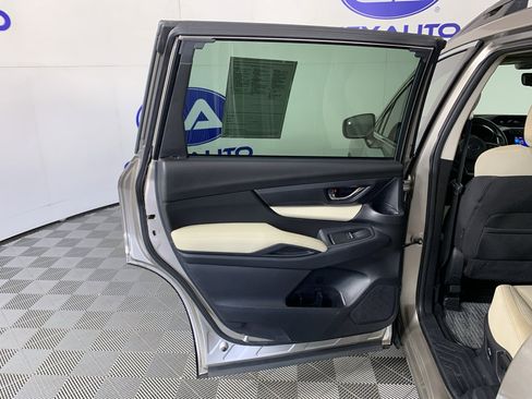 Used 2019 Subaru Ascent Premium AWD/4WD image 30