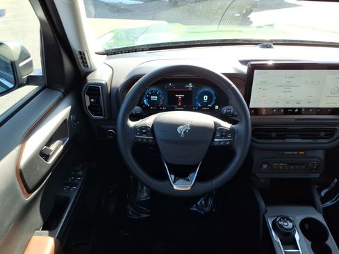 Used 2025 Ford Bronco Sport Outer Banks w/ Outer Banks Tech Package+ image 14