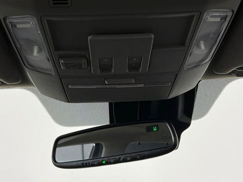 Used 2021 Toyota Sequoia Platinum image 29