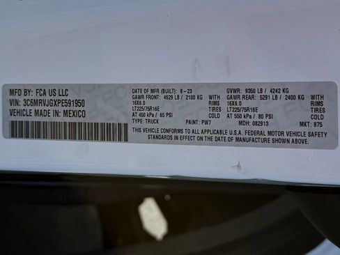 Used 2023 RAM ProMaster 3500 w/ Driver Convenience Group image 29