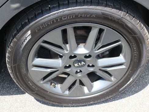 Certified 2021 Kia Soul EX FWD image 13