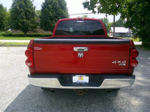 Used 2007 Dodge Ram 1500 Truck Laramie AWD/4WD image 4