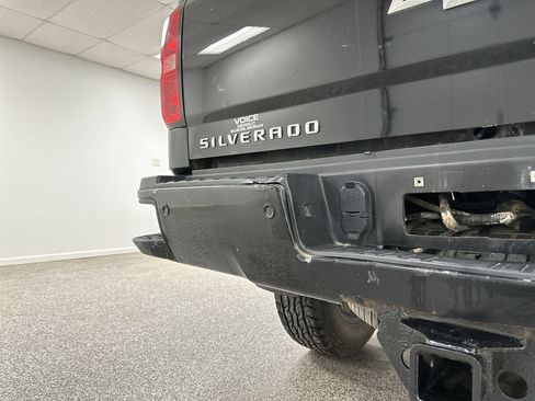 Used 2017 Chevrolet Silverado 2500 LT w/ Midnight Edition AWD/4WD image 29