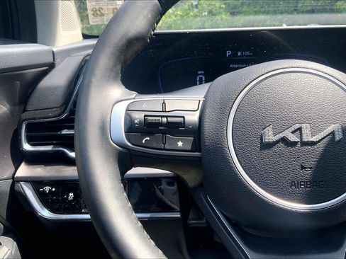 Used 2024 Kia Sportage EX FWD image 20