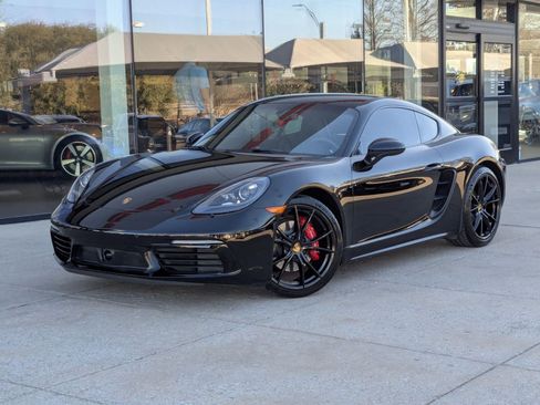 Certified 2025 Porsche 718 Cayman S image 1