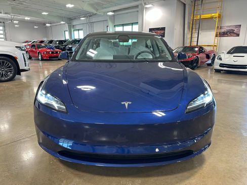 Used 2025 Tesla Model 3 Long Range AWD/4WD image 2