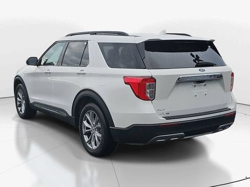 Certified 2023 Ford Explorer XLT w/ Equipment Group 202A RWD image 7