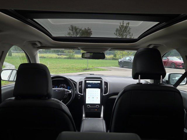 Used 2023 Ford Edge SEL w/ Convenience Package AWD/4WD image 12