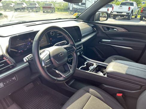 Used 2024 Chevrolet Traverse LS w/ Midnight/Sport Edition AWD/4WD image 24