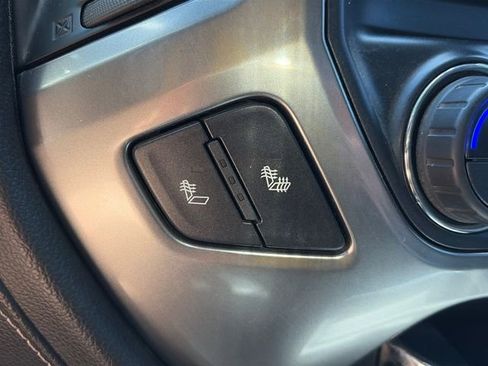 Used 2017 Chevrolet Silverado 1500 LTZ Z71 AWD/4WD image 23
