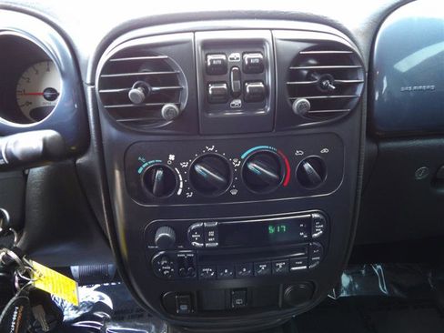 Used 2003 Chrysler PT Cruiser image 18