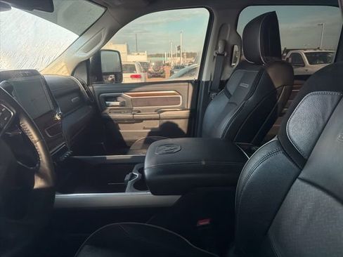 Used 2024 RAM 2500 Laramie image 10