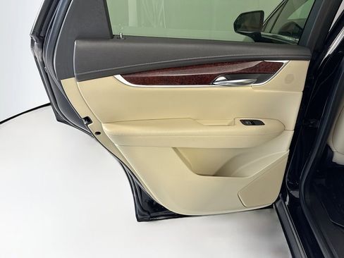 Used 2019 Cadillac XT5 Luxury AWD/4WD image 27