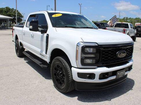 Used 2025 Ford F250 Lariat w/ Lariat Ultimate Package AWD/4WD image 16