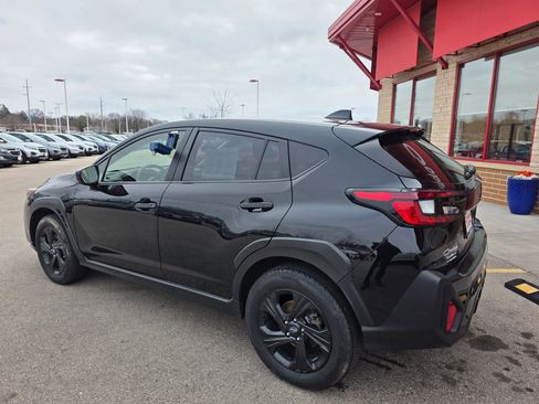 Used 2024 Subaru Crosstrek 2.0i image 5
