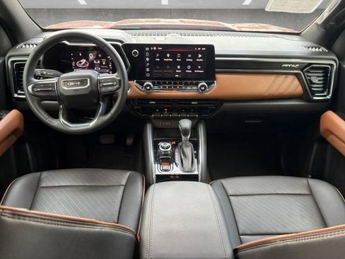 Certified 2023 GMC Canyon AT4 w/ AT4 Premium Package AWD/4WD image 20