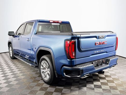 Certified 2025 GMC Sierra 1500 Denali image 7