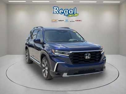 Used 2025 Honda Pilot Elite