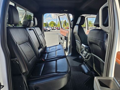 Used 2022 Ford F150 Lariat AWD/4WD image 19