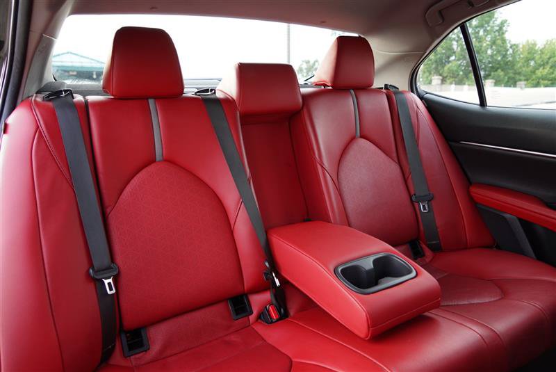 Used 2019 Toyota Camry XSE w/ Navigation Package FWD image 80